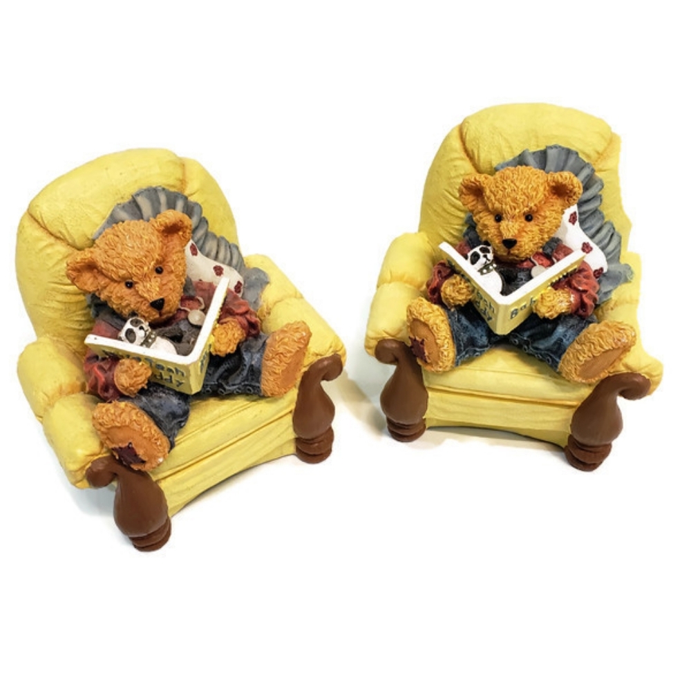 0427 Vintage Bear Sitting on a chair bookends